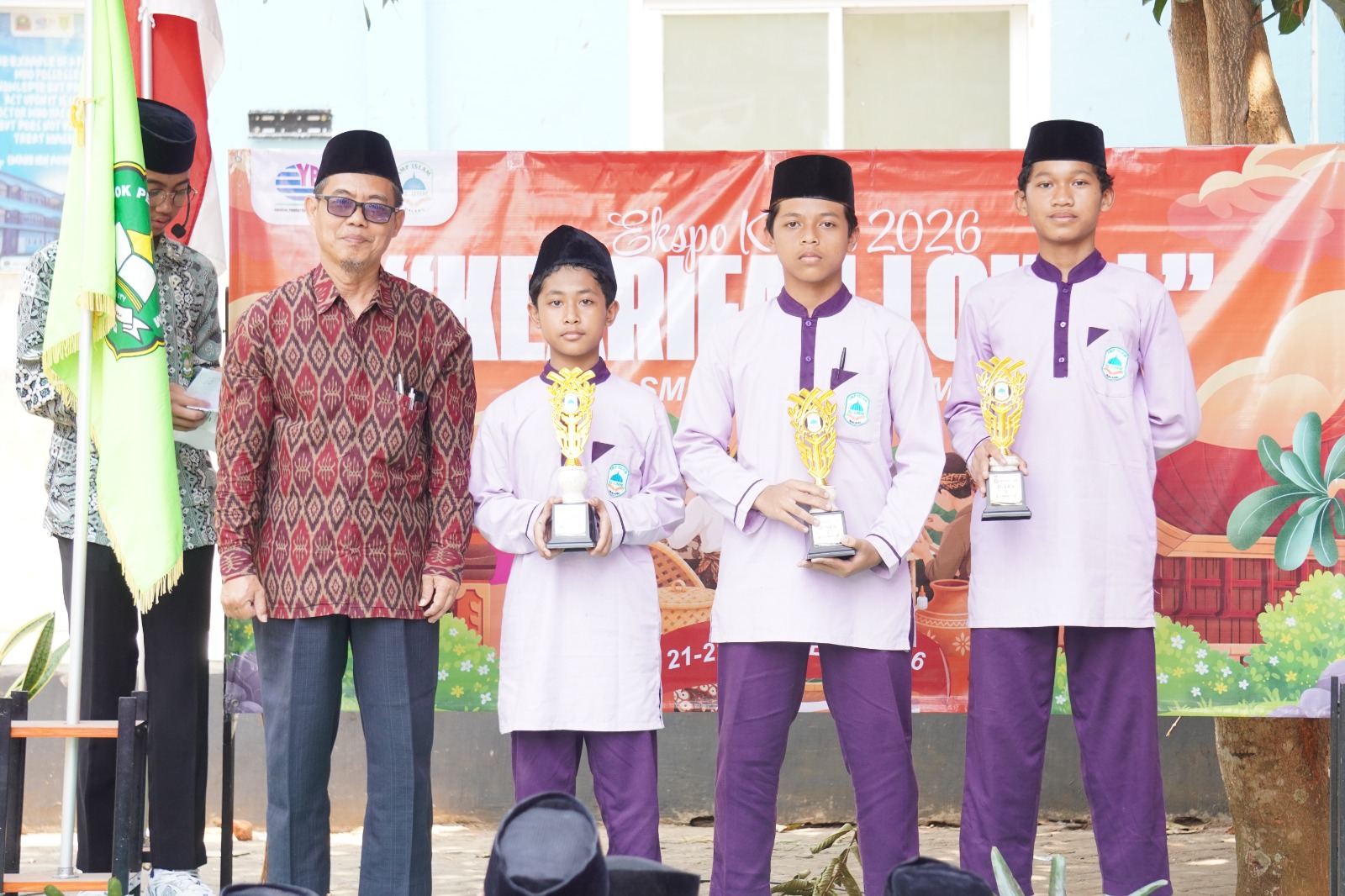 Expokarya Kearifan Lokal SMP Islam Al-Umm Malang: Wujudkan Kreativitas, Kolaborasi, dan Cinta Budaya Indonesia